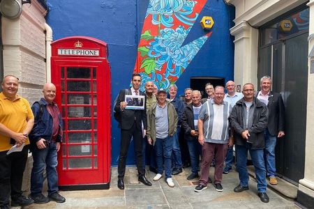 Private Rock n Roll History Tour of London in an Iconic Black Cab