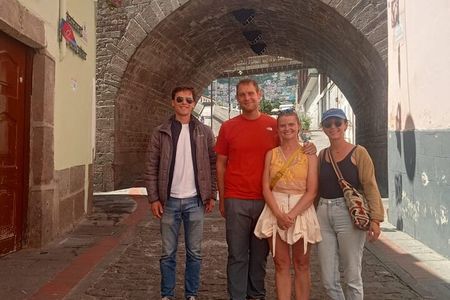 Private Day Tour in the City of Quito with Transportation