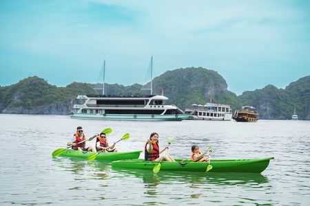 Carnival Cruise: Halong Luxury Cruise Day Trip -Swim, Kayak, Cave