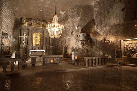 Krakow: Wieliczka Salt Mine Guided Tour with Pick-up options