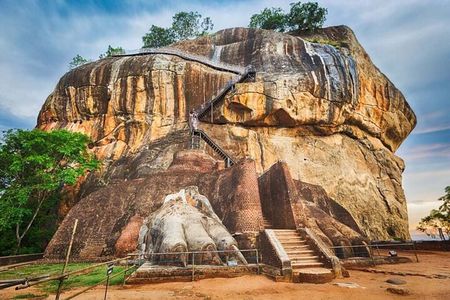 Private Tour to Sigiriya and Polonnaruwa from Kandy