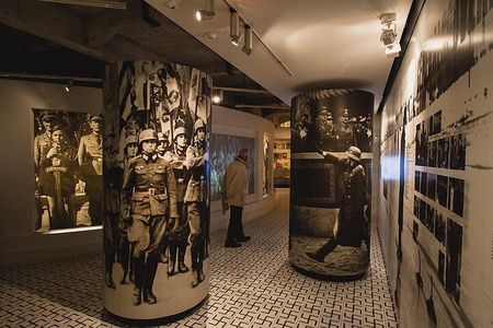 Kraków Oskar Schindler's Enamel Factory Museum skip the line tour