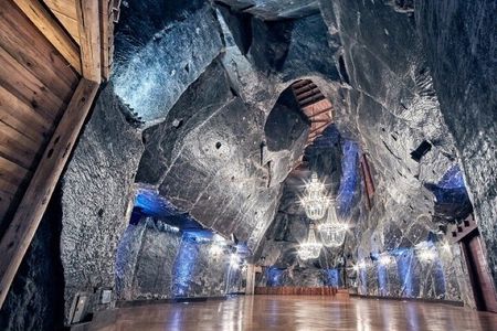 Wieliczka Salt Mine Guided Tour from Krakow- Round Trip Transport
