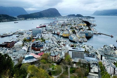 Ålesund Two Hour Walking City Tour