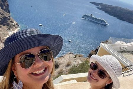 Exclusive 3 Hour Caldera Private Tour for Cruise Ship Travelers