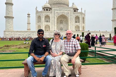 All-Inclusive Private Tour From Delhi To The Taj Mahal