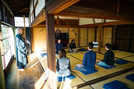 Kyoto Zen Meditation & Garden Tour at a Zen Temple with Lunch