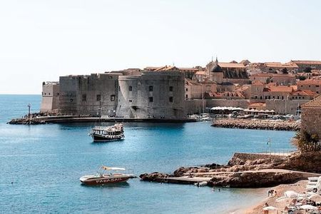 Shared Sightseeing Cruise Tour Visit to Dubrovnik 
