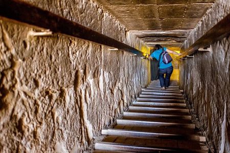Full Day Private Tour to Giza Pyramids, Memphis, and Sakkara