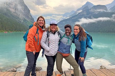 Moraine Lake and Lake Louise Sightseeing Half Day Tour
