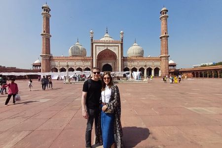 Delhi: Old and New Delhi Guided Full or Half-Day Tour