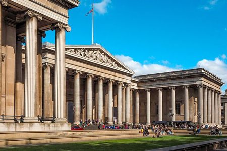 Marvels at the British Museum: Rosetta Stone, Parthenon, Mummies