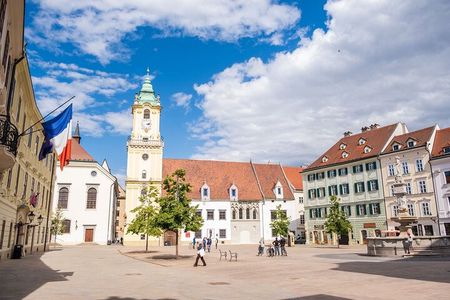 Private Tour from Budapest to Prague Sightseeing