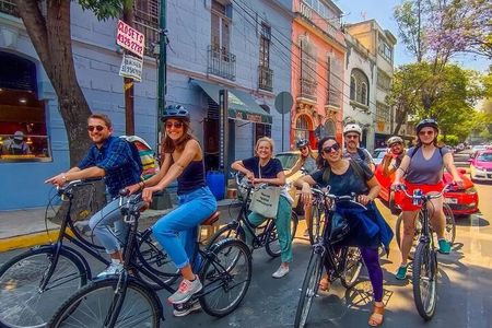 Street Food Bike Tour/ Mexico Off the Beaten Track /All Inclusive