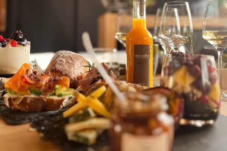 Alsatian brunch with immersive cellar tour