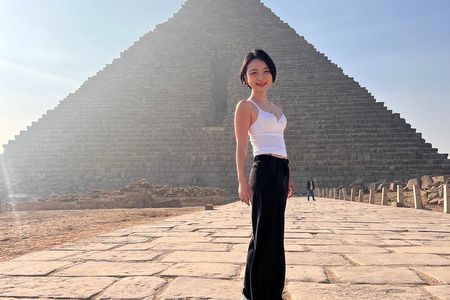 All Inclusive - Giza Pyramids , Sphinx- GEM ,Bazaar Shop , Lunch