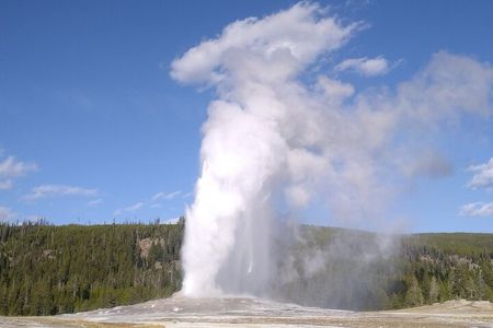 Yellowstone National Park - Lower Loop Adventure