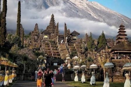 Besakih Temple, Tenganan Village Bali's Rich Heritage Tour
