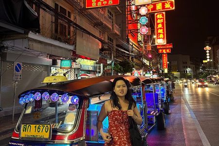 Bangkok : Sunset Food tour by Tuk Tuk boat with big Buddha view