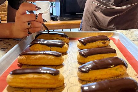 Mexican Chocolate Eclairs Workshop