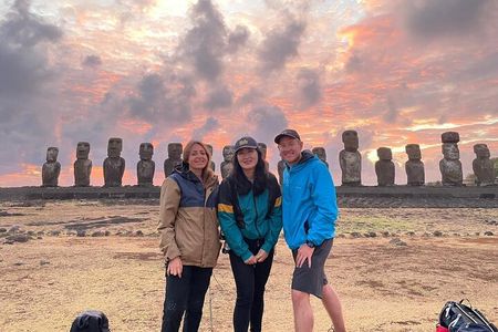 Visit Rapa Nui in 4 days with 3 Tours and Accommodation included