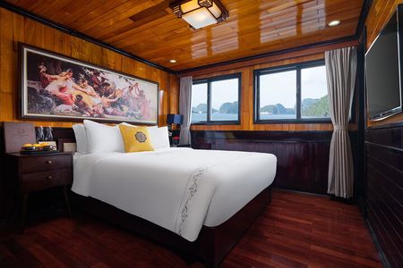 1 night Halong Bay Cruise-Titov Island,Surprise Cave,kayak,meals