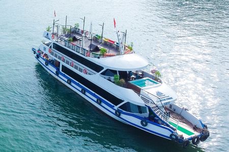 Full Day Sea Star Cruise to Lan Ha-Ha Long Bay Viet Hai village