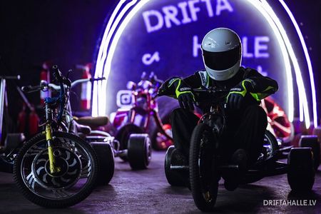 Extreme 20 Minute Ride on a Drift Trike