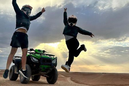 Agafay desert Package: Quad bike and camel experience & Dinner