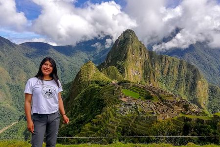 Private Tour 2 Days 1 Night Sacred Valley and Machupicchu by Train