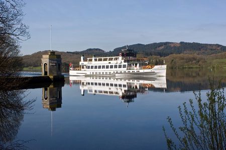 Overnight Lake District with Cream Tea and Cruise from London
