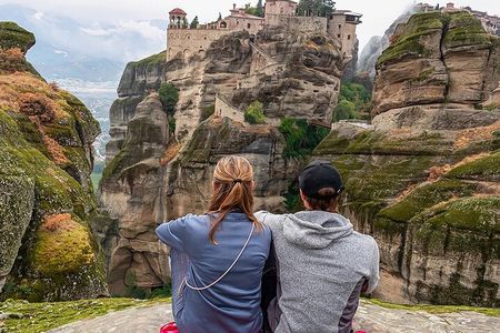  Meteora Full-Day Trip with Guide on Luxury Bus From Athens