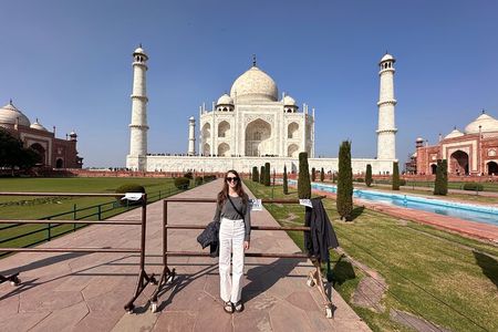 Private Taj Mahal Sunrise & Agra Day Tour By Car