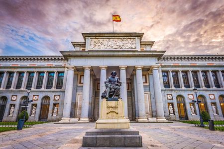 Prado Museum and Royal Palace Guided tour transportation included