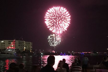 Destin Harbor Fireworks Cruise