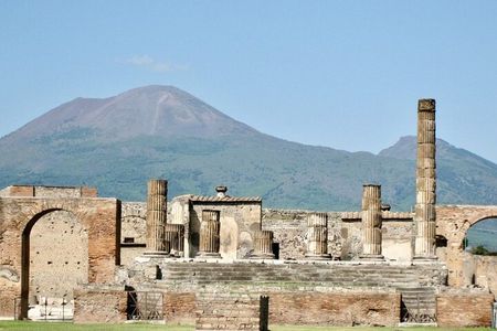 DA Naples Day Tours to Pompeii and Vesuvius