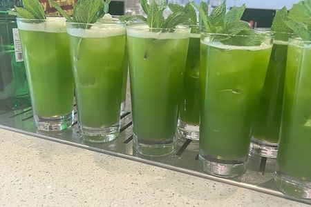 South Beach Cocktails & Bites Tour; Walking Tour Miami Beach