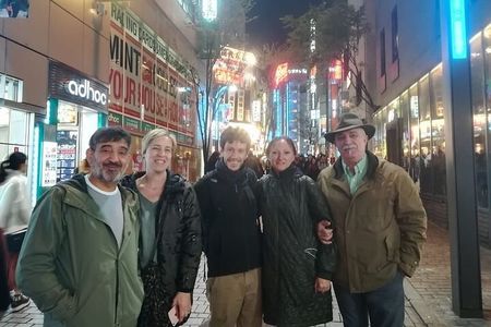 Private Tokyo Walking Tour with A Guide: Higlights & Customizable