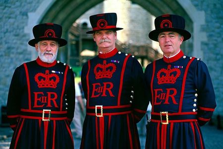 Easy Access Tower of London Crown Jewel Torture and Executions 