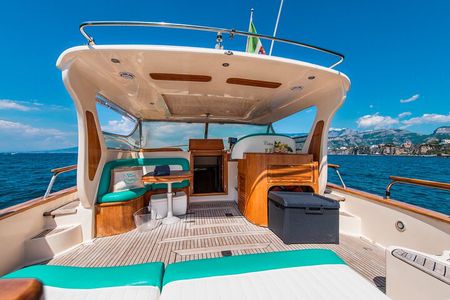 Shared boat tour to the Amalfi Coast from Naples