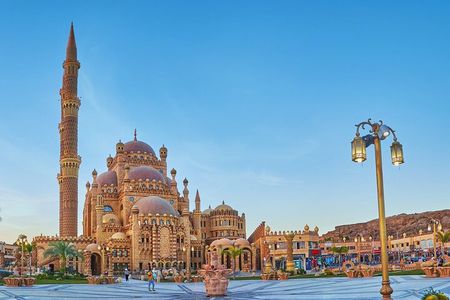Sharm Private City Tour: Market, Mosque, Church, Soho Square