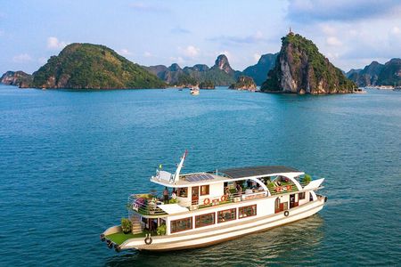 Halong Bay Full Day With Multi Options from Hanoi by Expressway