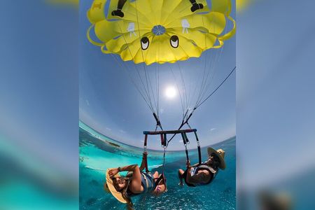 Parasailing flight in San Andres Islands
