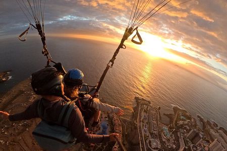 Tandem paragliding in Tenerife
