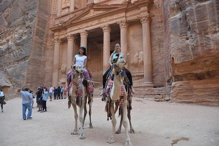 2 Days Tour of Petra, Wadi Rum, and Dead Sea from Amman