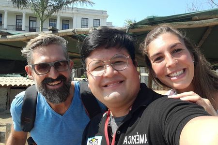 Let's visit the Historic Center of Lima and its catacombs 