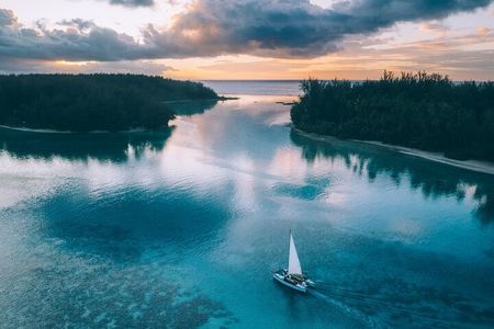 Vaapiti private sunset