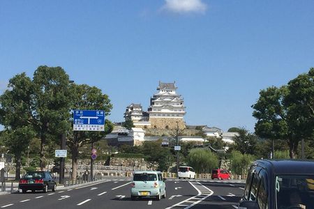 Half-Day Private Guided Tour of Himeji Castle