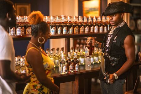 Nassau Bahamas Pirate Rum Tour