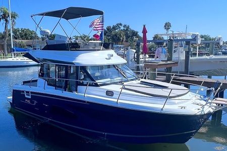 3 Hour Charter from Maximo Park View with Lunch or Snacks 